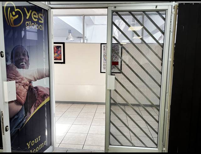 88M² RETAIL TO LET IN CORLETT GARDENS